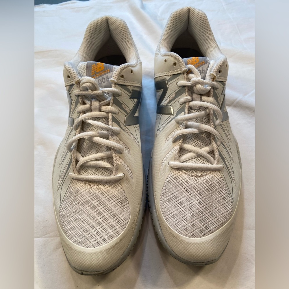 New Balance sneakers,‎ tennis, pickleball, walking, courts, sz women’s 12 medium